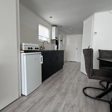 Chalet Rustig Gelegen Op Veluwe *