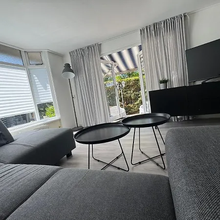 Rustig Gelegen Op Veluwe Chalet Hoevelaken