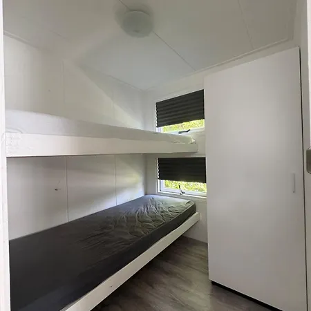 Chalet Rustig Gelegen Op Veluwe *